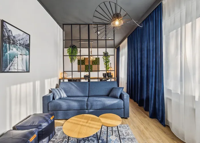 Nobilis Apartment - Expert Suite - 4 Pers - Sauna - Zentrumnah - Netflix 梅彭