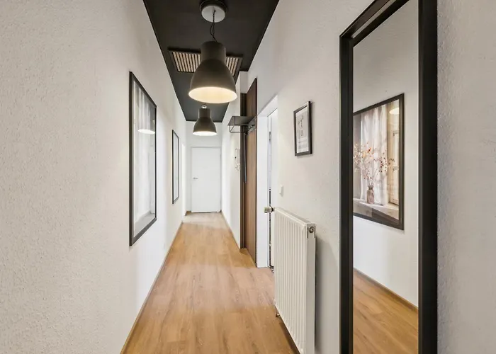Nobilis Apartment - Expert Suite - 4 Pers - Sauna - Zentrumnah - Netflix 梅彭